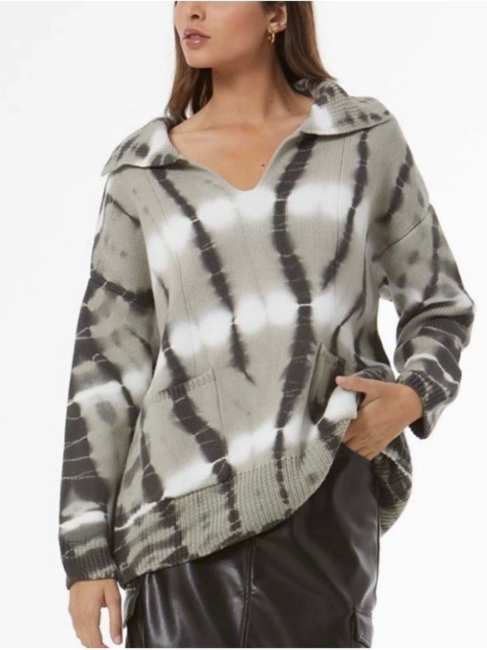YFB Young Fabulous & Broke Kendelle Sweater Harbor Grey Cuba Wash Tie Dye Small
